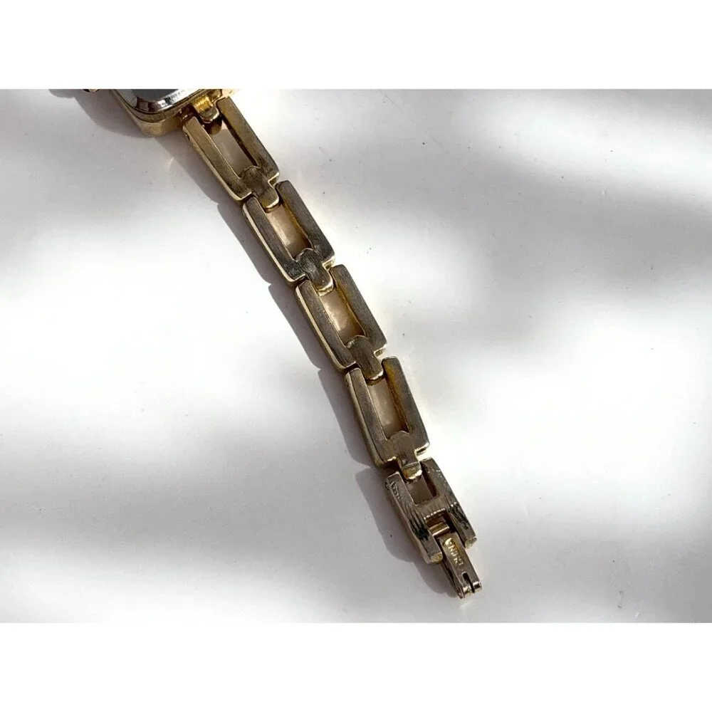 Gloria Vanderbilt GV II Gold T Ladies Vintage Wristwatch - 16mm - WORKS!
